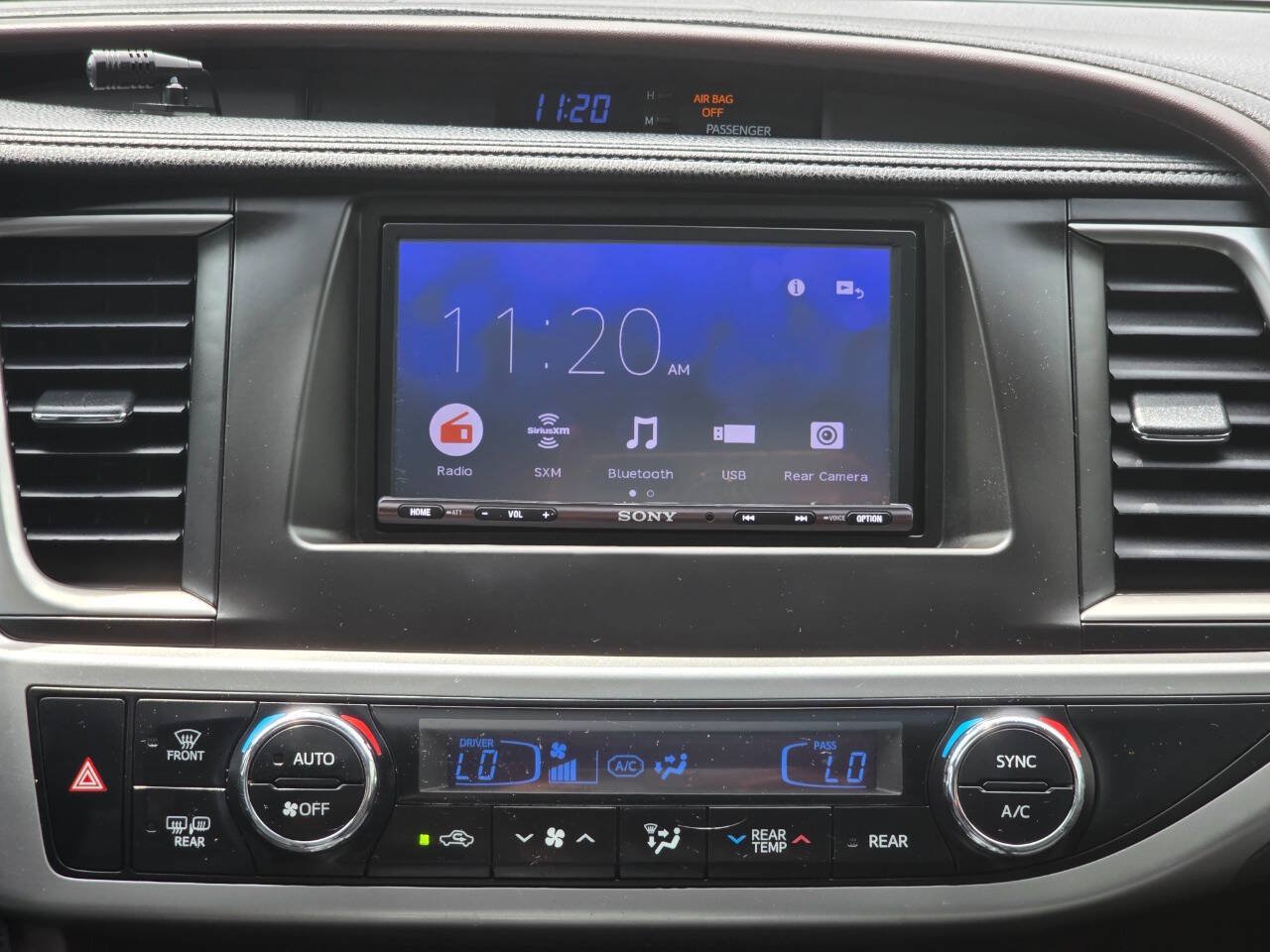 Used 2017 Toyota Highlander Limited AWD/4WD image 15