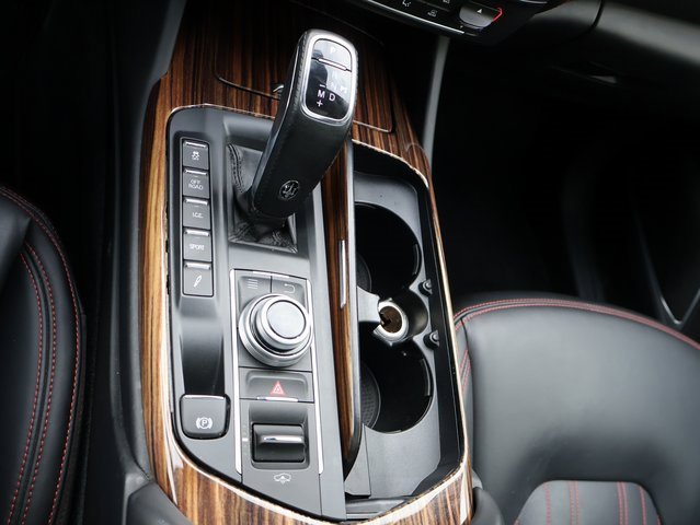 Used 2020 Maserati Levante GranLusso image 36