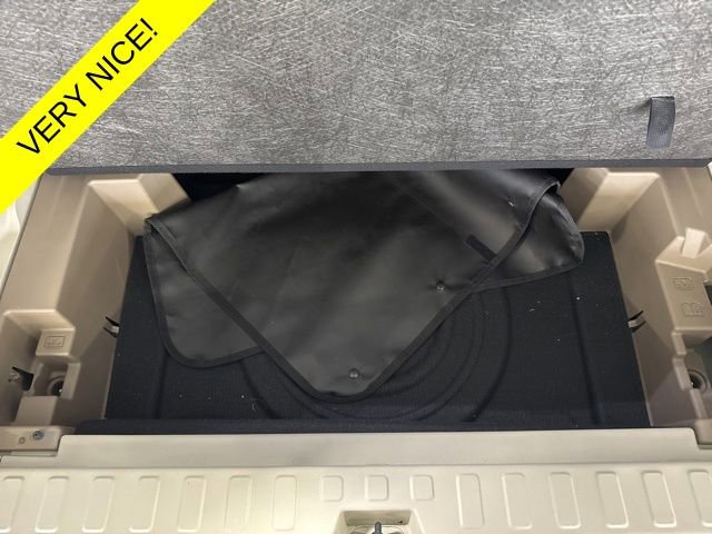 Used 2024 GMC Terrain Denali w/ Denali Premium Package image 34