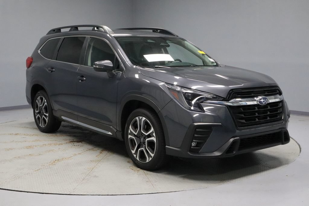 Used 2023 Subaru Ascent Limited AWD/4WD image 1