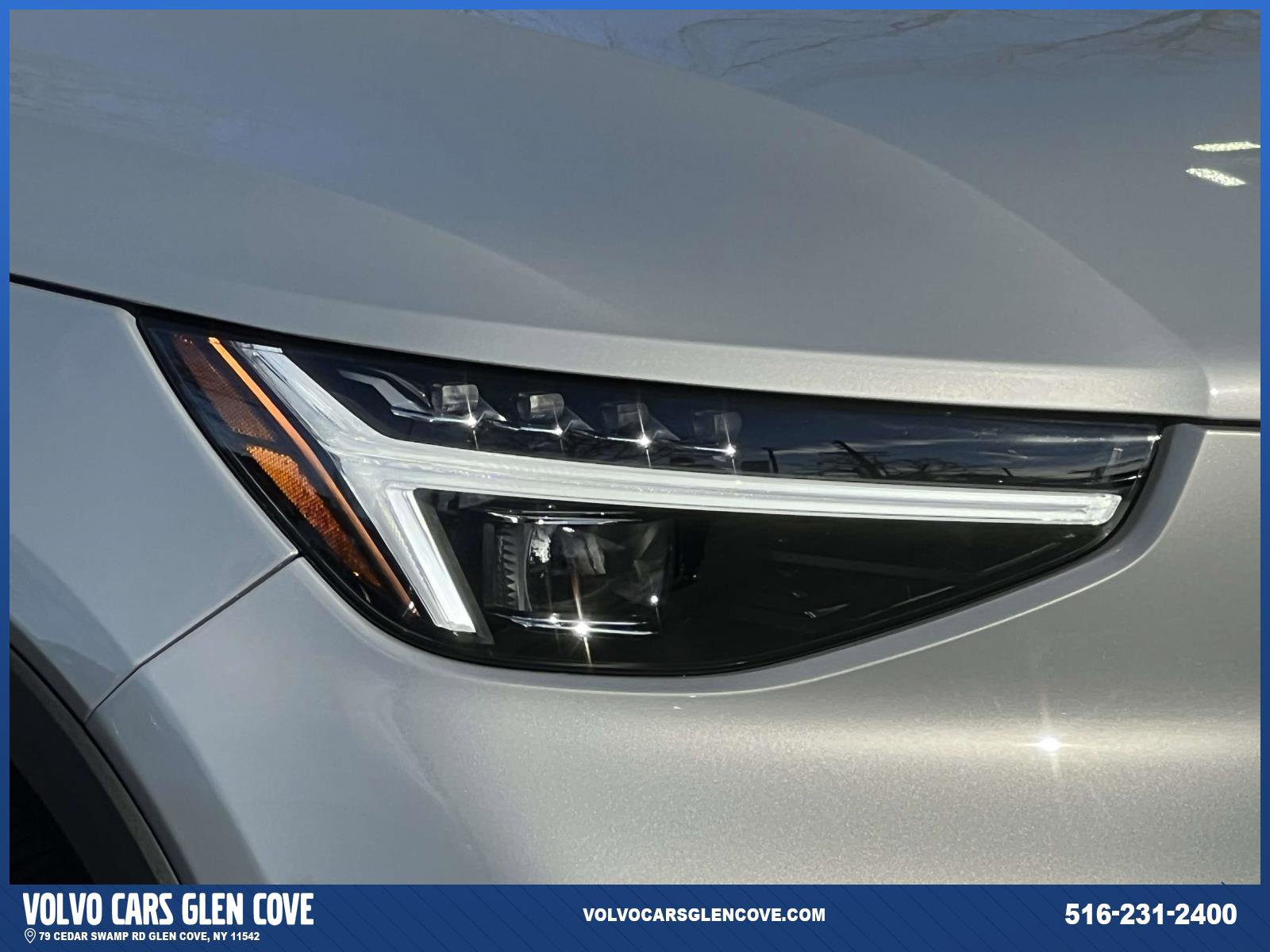 Used 2025 Volvo XC40 B5 Ultra w/ Protection Package Premier image 7