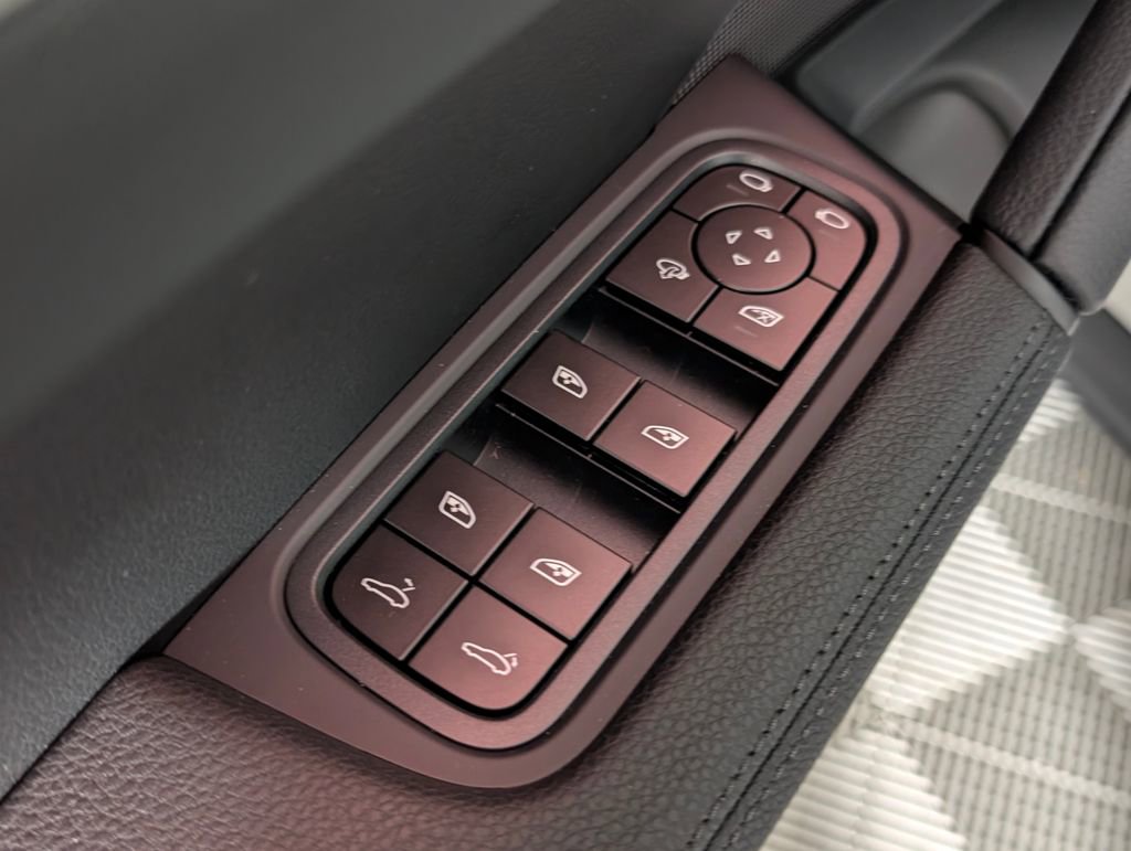 New 2026 Porsche Cayenne image 26