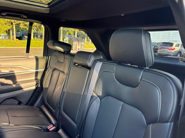 New 2027 Jeep Grand Cherokee Limited AWD/4WD image 8
