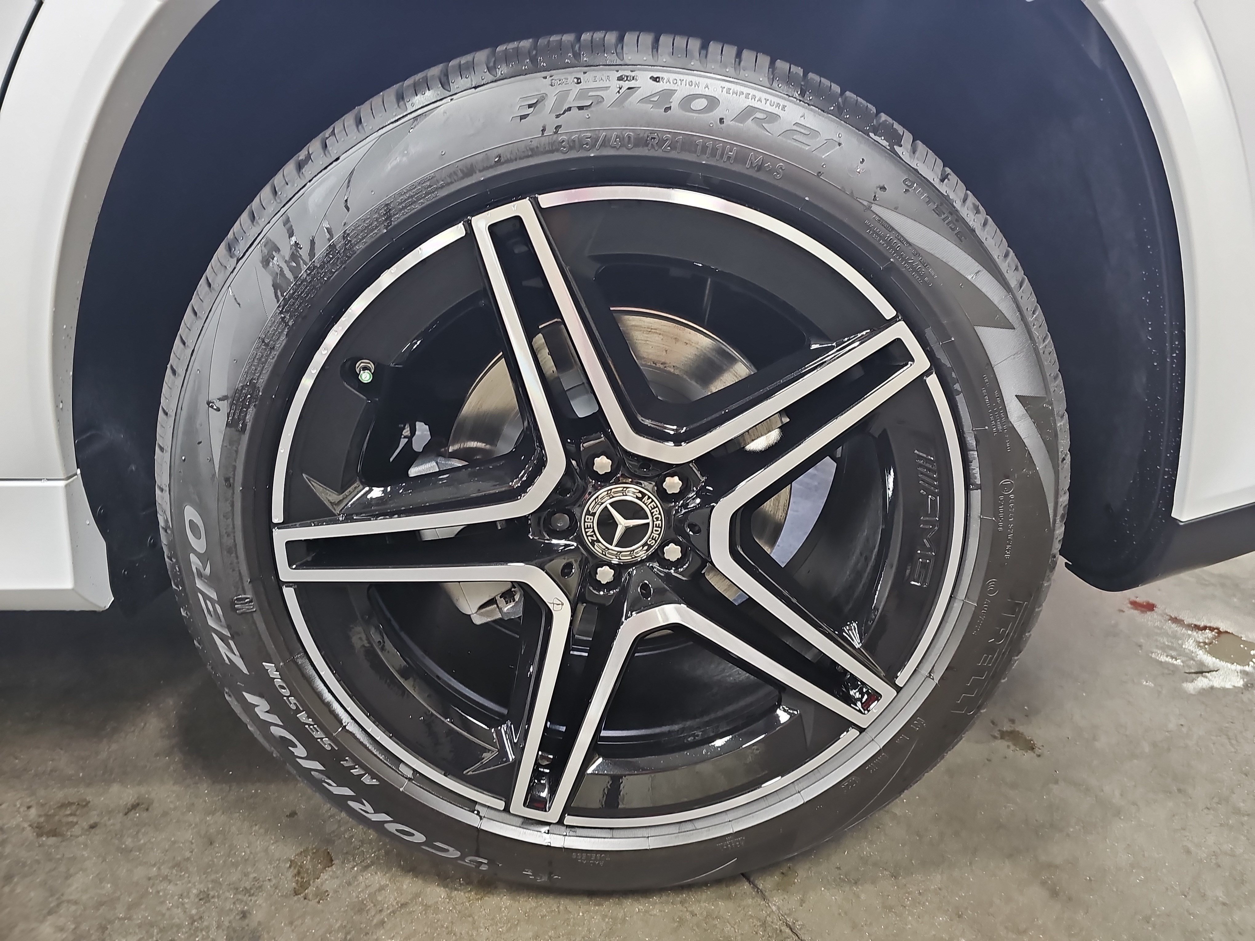 New 2026 Mercedes-Benz GLS 450 4MATIC image 36