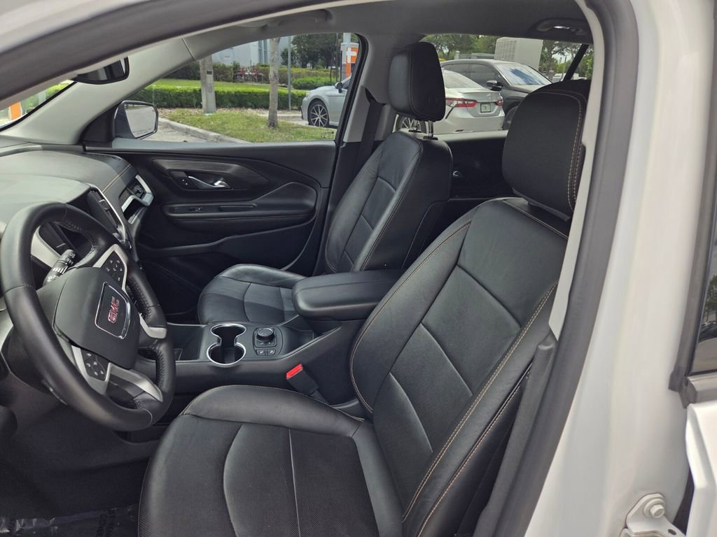 Used 2020 GMC Terrain SLT image 11