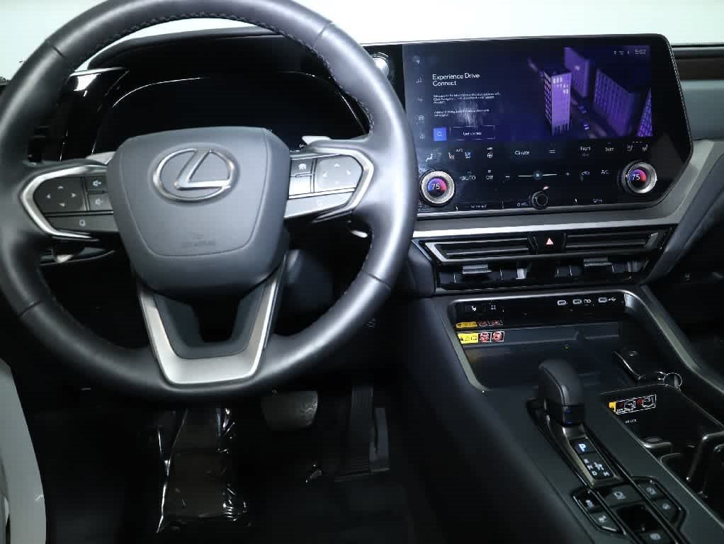 Used 2025 Lexus TX 350 AWD w/ Technology Package image 30