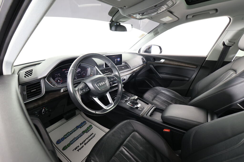 Used 2018 Audi Q5 2.0T Premium Plus w/ Premium Plus Package AWD/4WD image 10