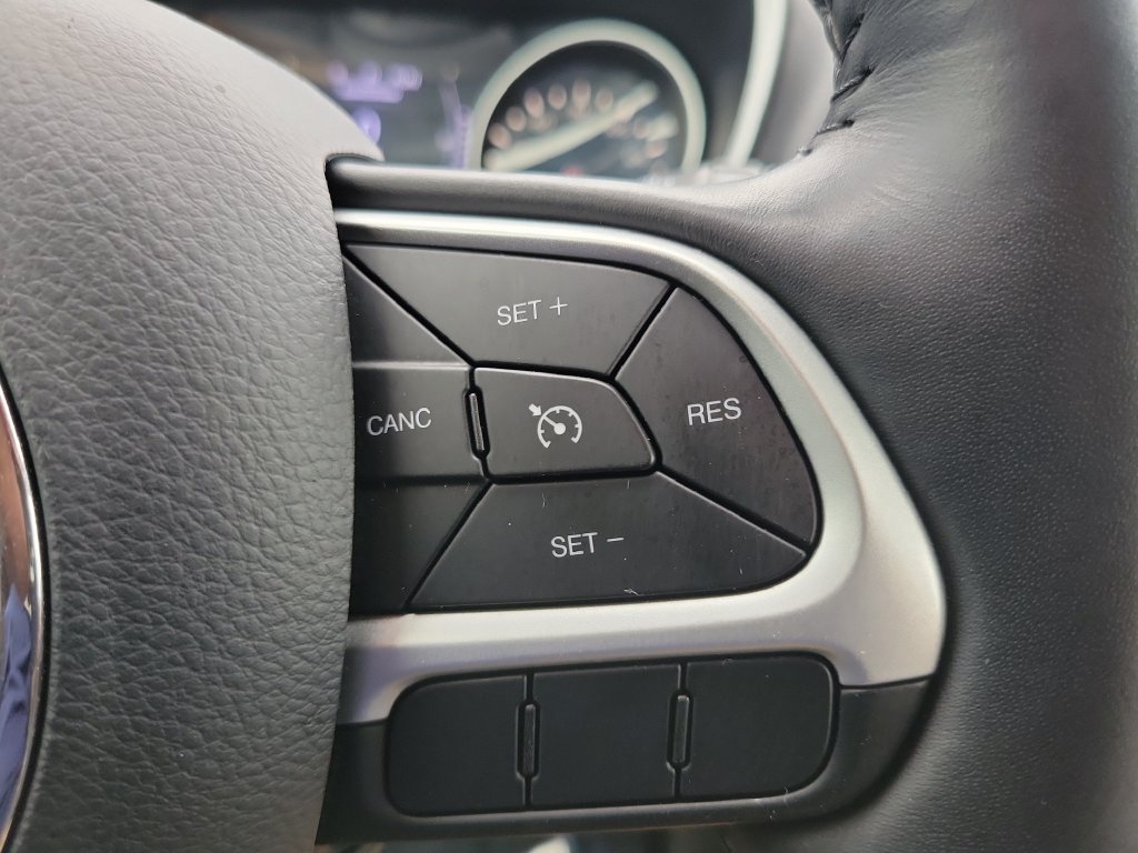 Used 2019 Jeep Compass Sport w/ Cold Weather Group AWD/4WD image 21