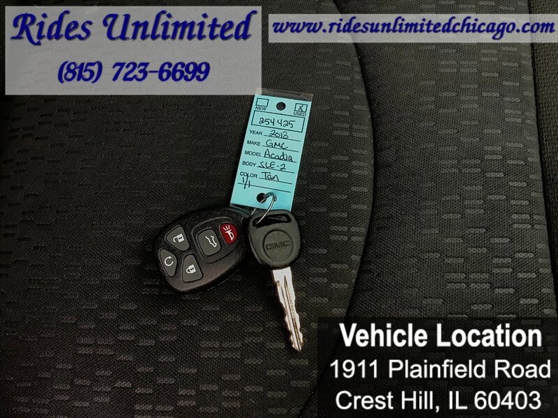 Used 2013 GMC Acadia SLE image 24