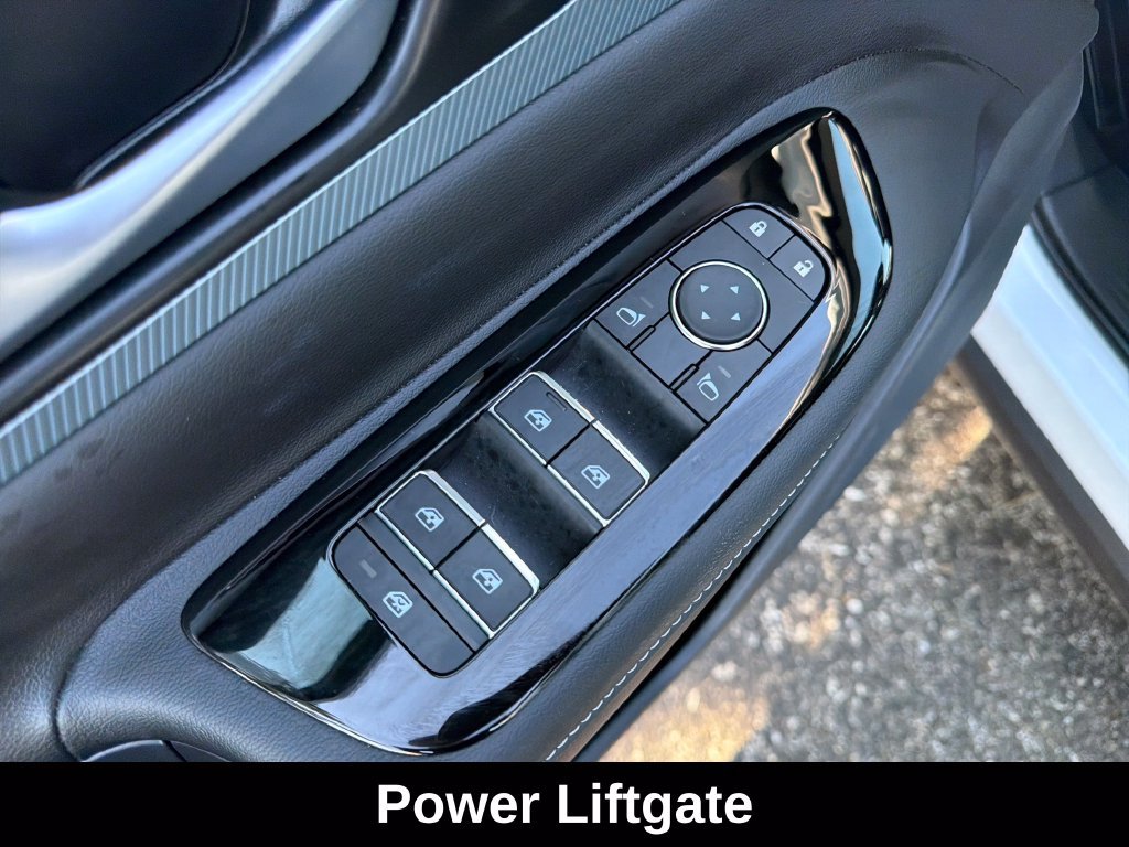 Used 2025 Nissan Murano SL AWD/4WD image 14