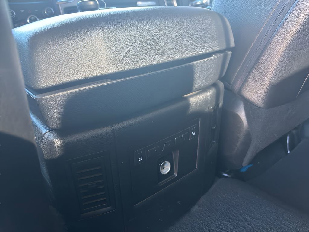 Used 2014 RAM 3500 Laramie image 15