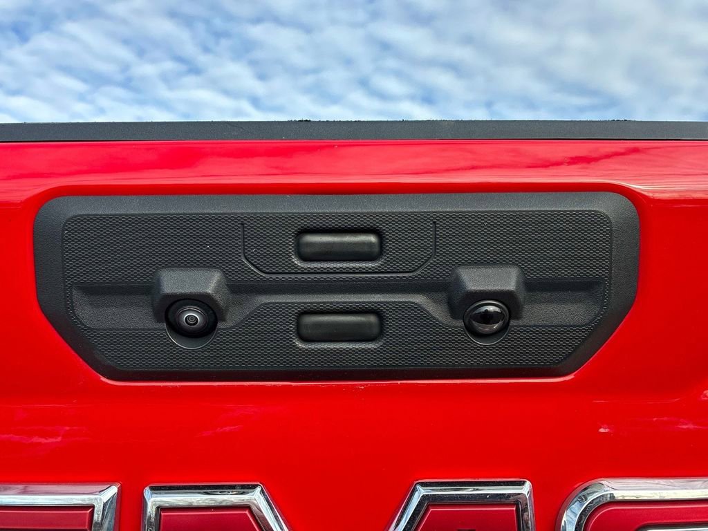 Used 2024 GMC Sierra 3500 SLE w/ SLE Value Package image 11