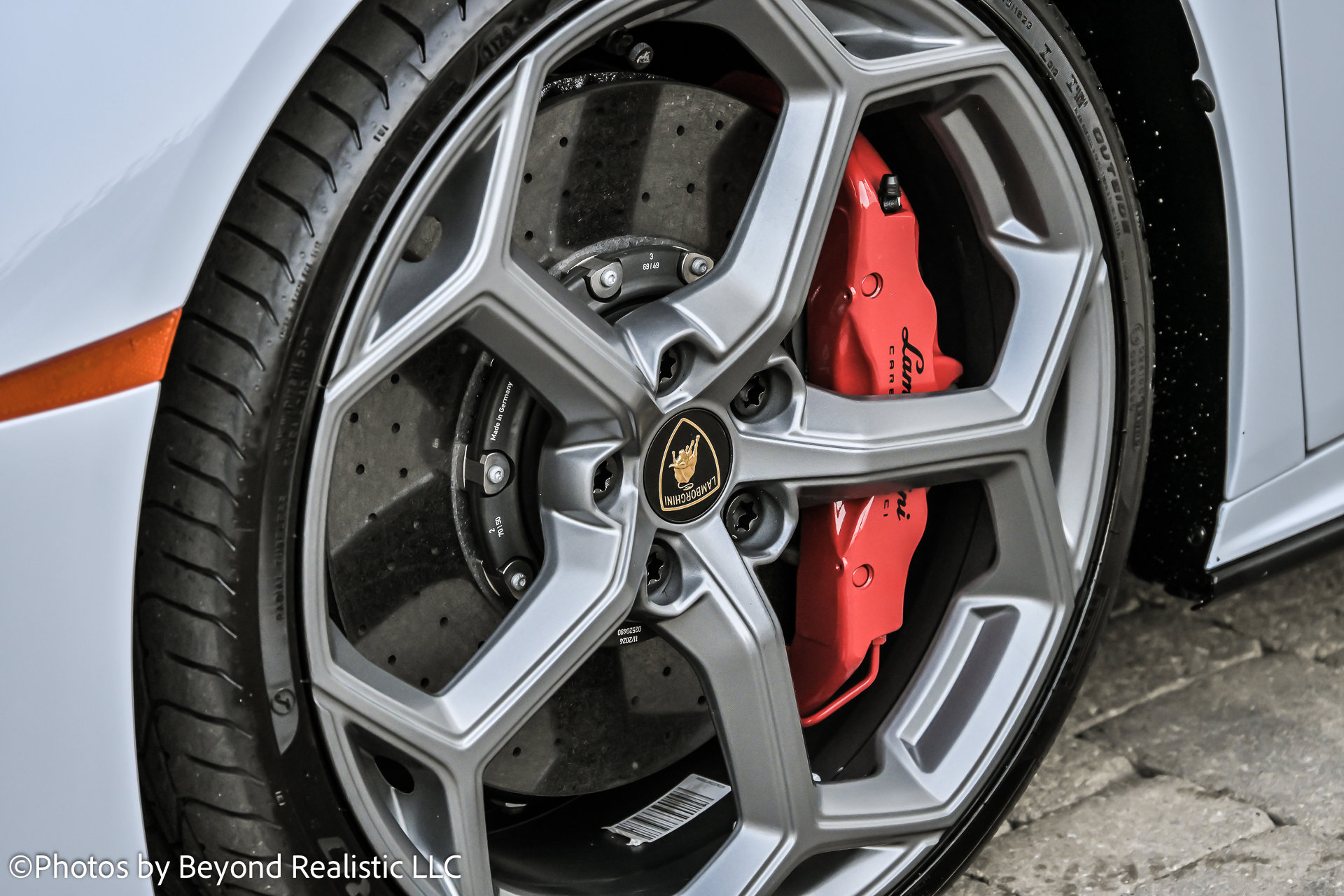 Used 2024 Lamborghini Huracan EVO image 13