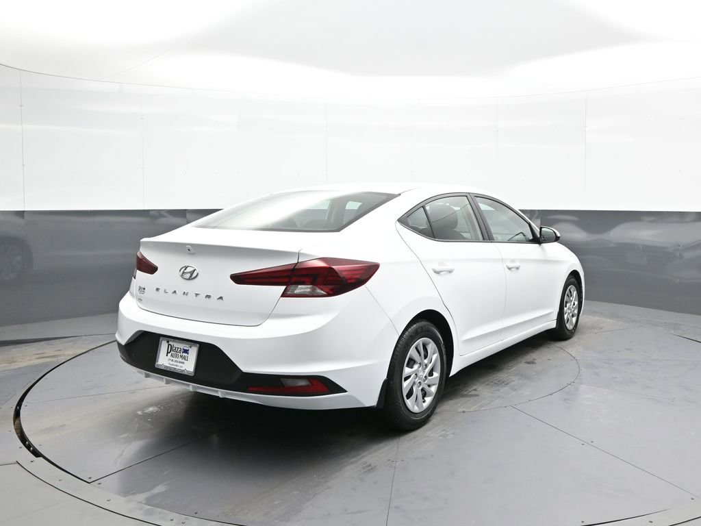 Used 2020 Hyundai Elantra SE w/ Cargo Package (C1) image 6