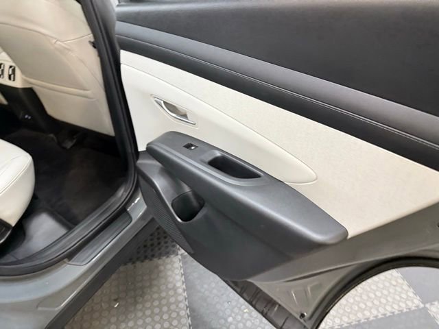 Certified 2025 Hyundai Tucson SEL image 40