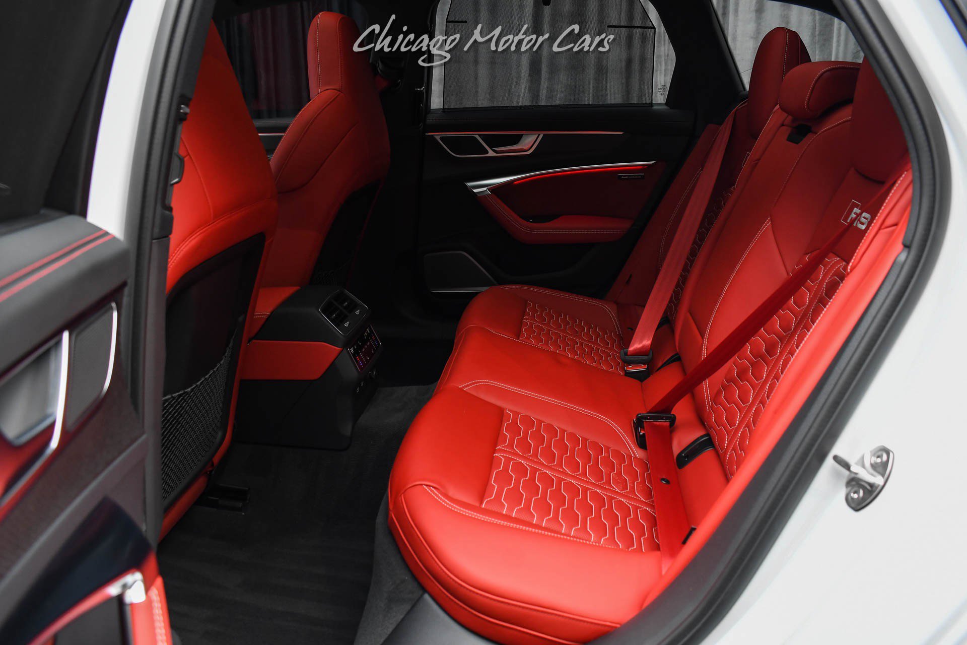 Used 2024 Audi RS 6 performance image 30