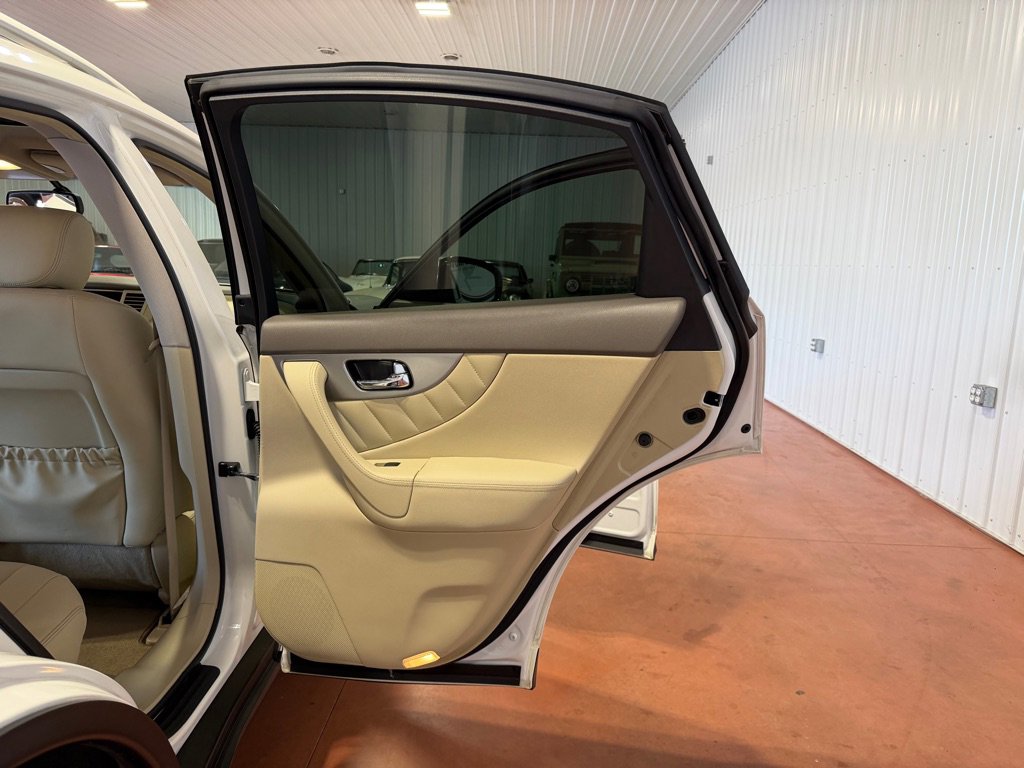 Used 2013 INFINITI FX37 AWD w/ Premium Pkg image 25