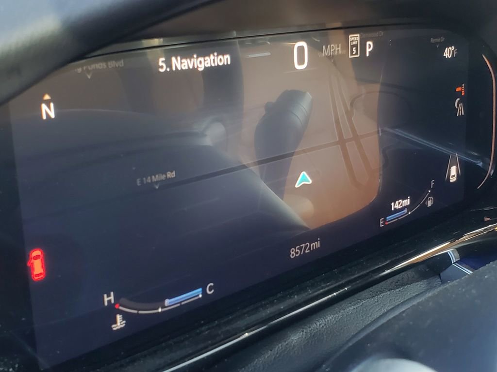 Used 2025 Jeep Grand Wagoneer L Series III w/ Rear Seat Video Group 1 image 17