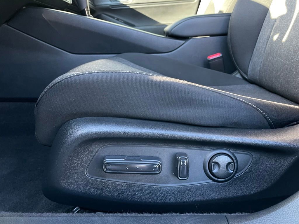 Certified 2025 Honda Accord SE image 24