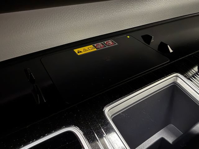 New 2026 Toyota Sienna XSE FWD image 23