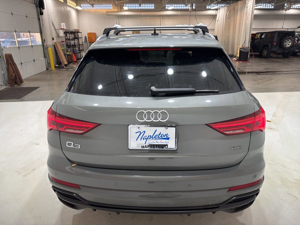 Used 2022 Audi Q3 2.0T Premium Plus image 5