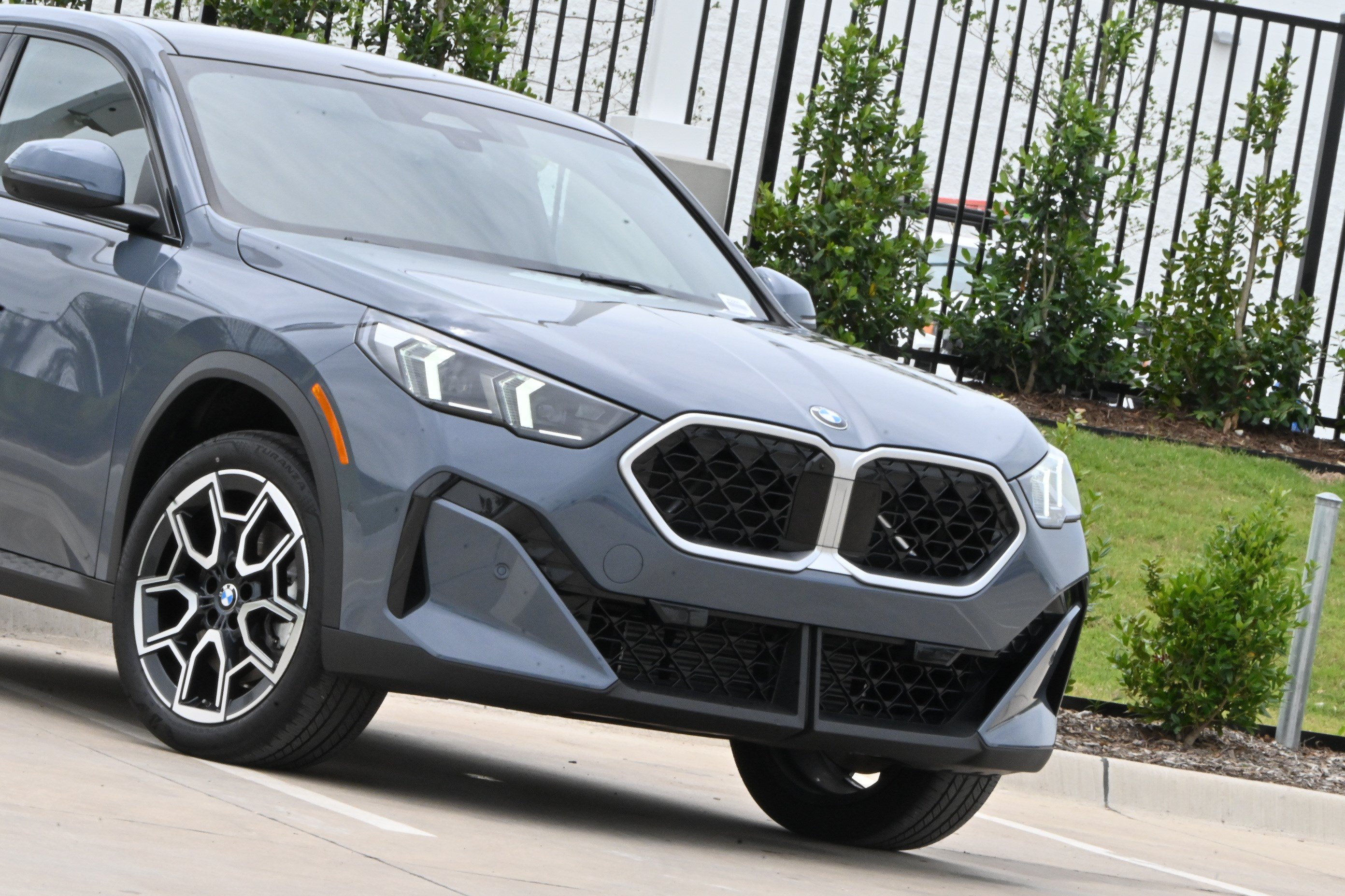 Certified 2026 BMW X2 xDrive28i AWD/4WD image 36