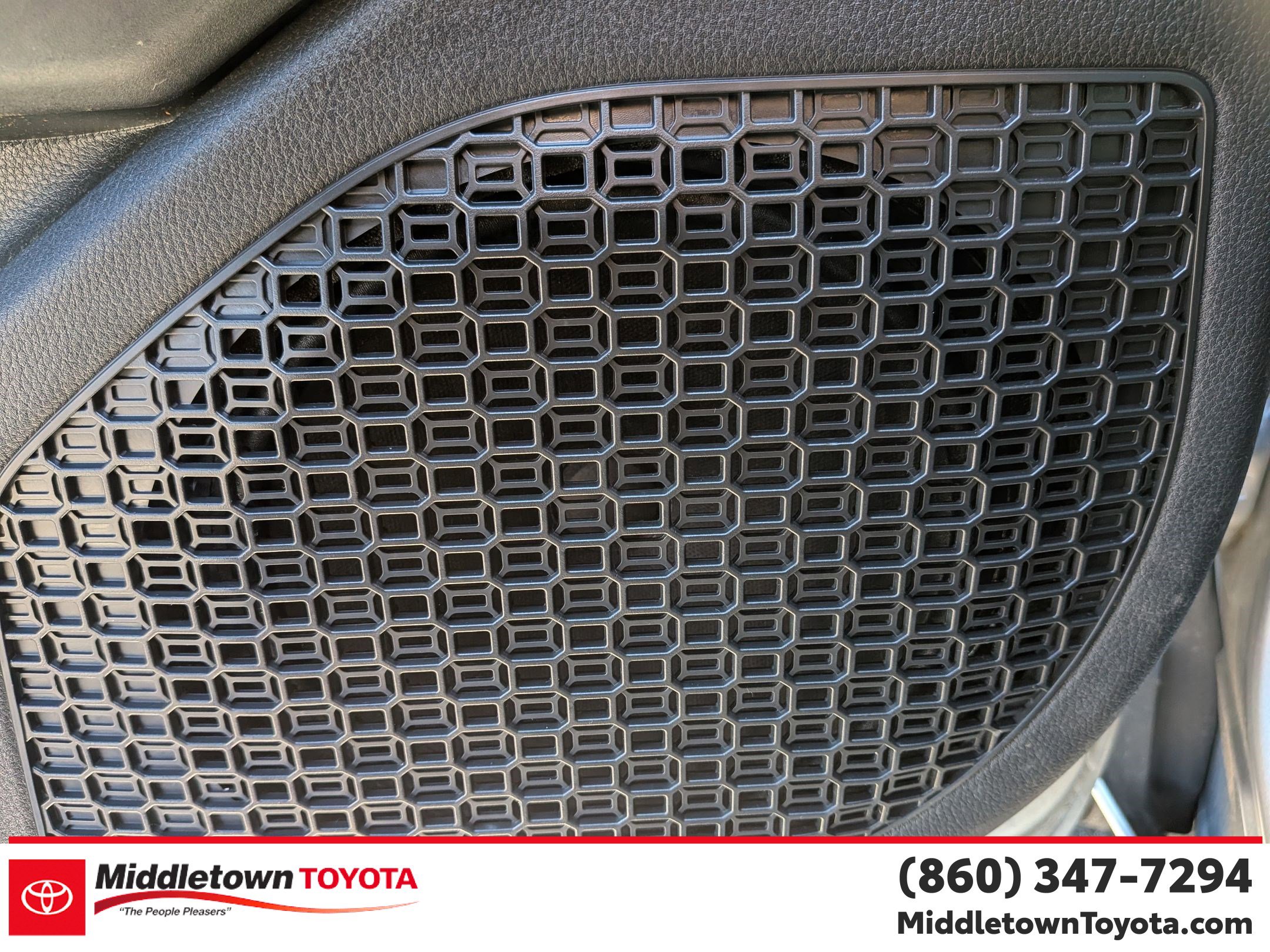 Certified 2024 Toyota Tacoma SR5 AWD/4WD image 13