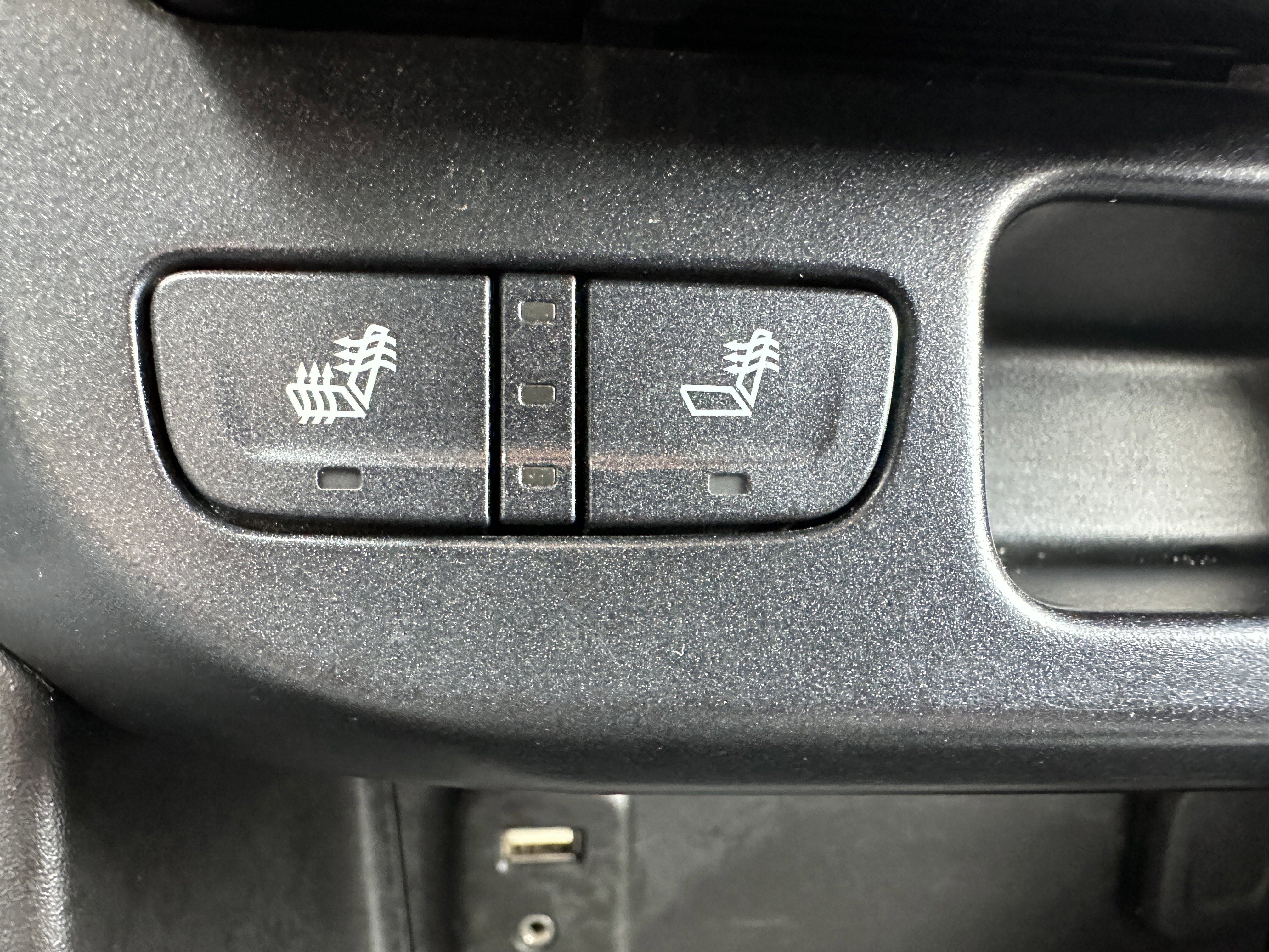 Used 2018 Chevrolet Colorado Z71 image 22