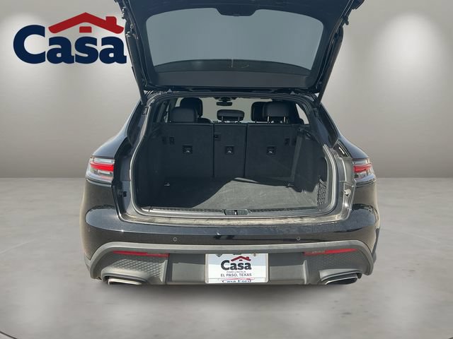 Used 2025 Porsche Macan AWD/4WD image 23