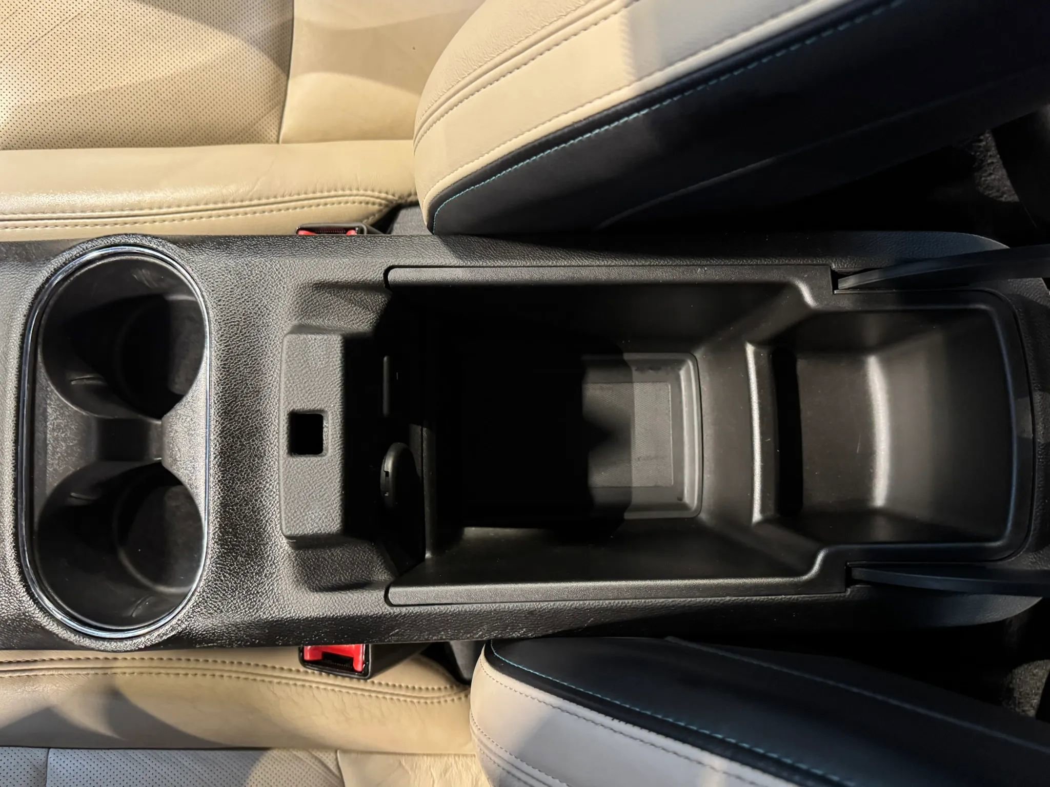 Used 2012 Chevrolet Volt Premium w/ Premium Trim Package image 21