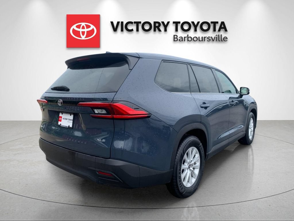 Used 2024 Toyota Grand Highlander AWD image 7