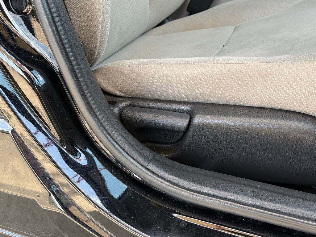 Used 2013 Honda Civic LX image 23