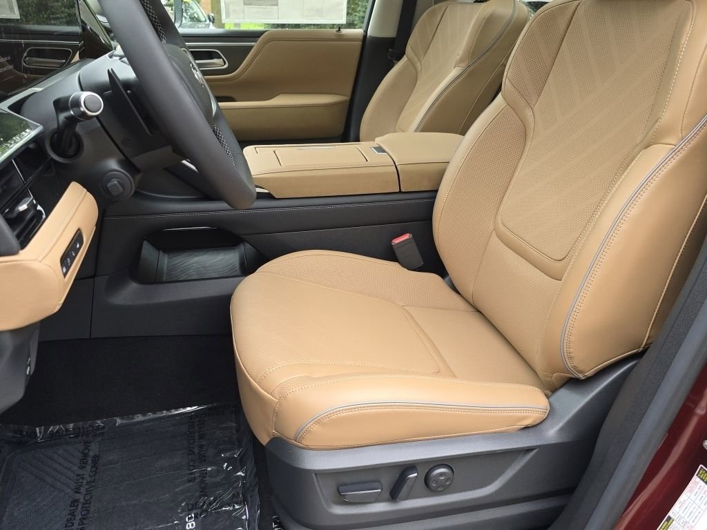 New 2025 INFINITI QX80 Luxe image 32