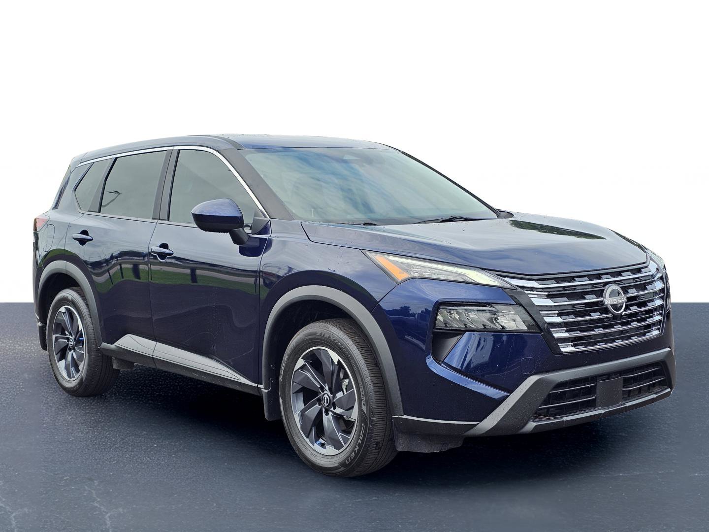 Used 2025 Nissan Rogue SV FWD image 5