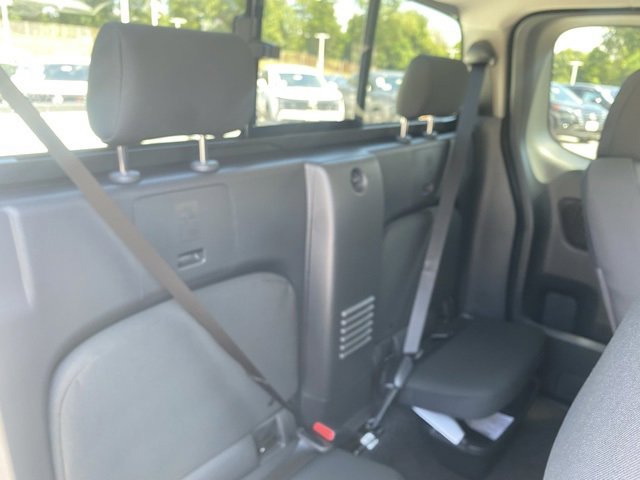 New 2025 Nissan Frontier S image 28