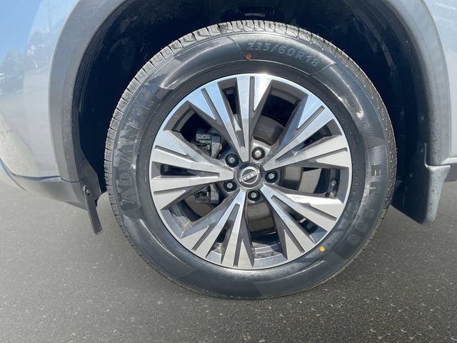Used 2023 Nissan Rogue SV AWD/4WD image 9