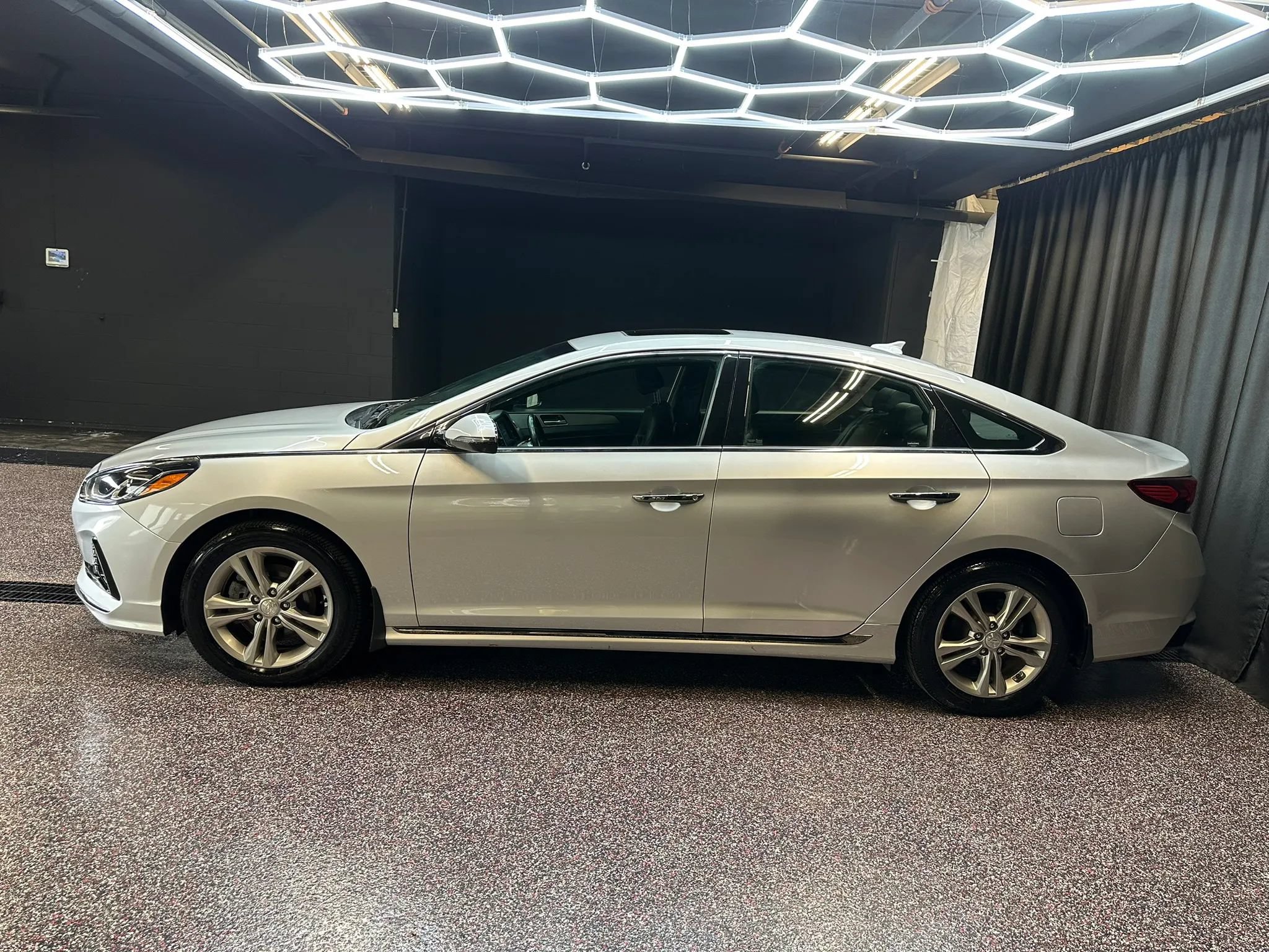 Used 2019 Hyundai Sonata Sport FWD image 4