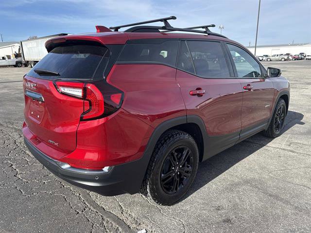 Used 2024 GMC Terrain AT4 image 4