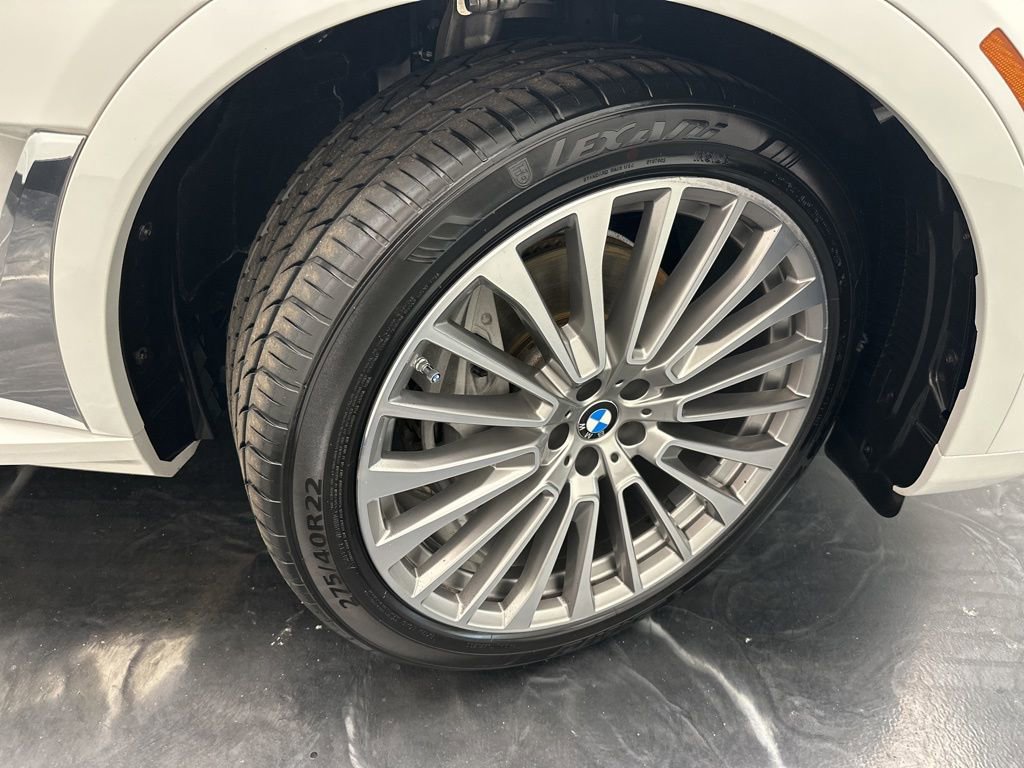 Used 2020 BMW X7 xDrive40i w/ Premium Package image 37