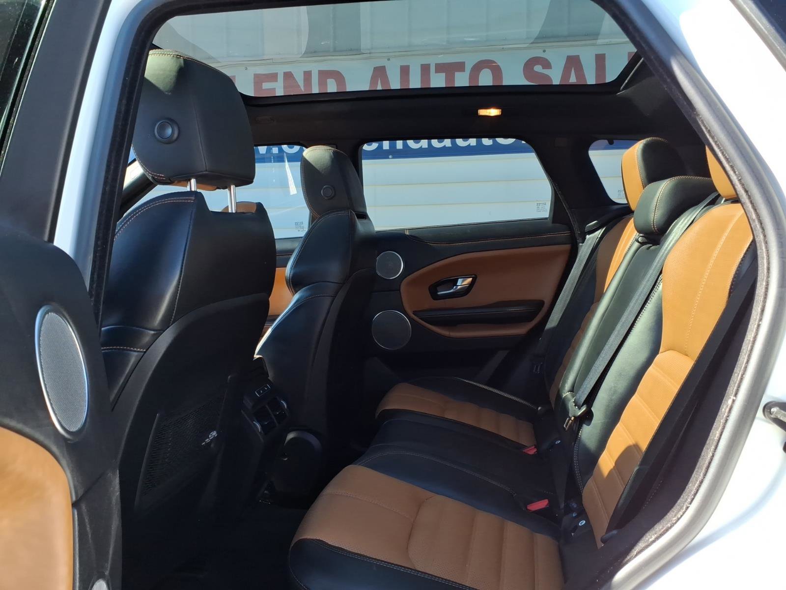 Used 2018 Land Rover Range Rover Evoque HSE Dynamic AWD/4WD image 13