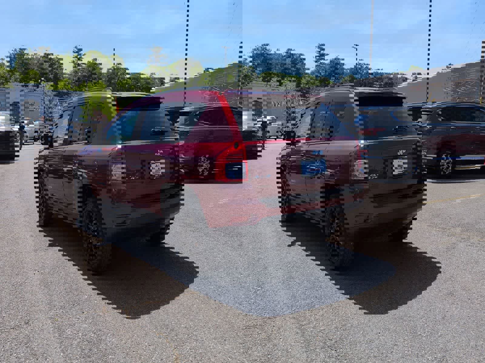 Used 2013 Jeep Compass Latitude AWD/4WD image 6