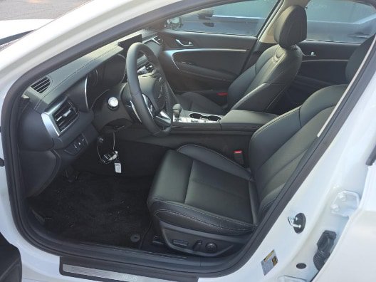 Used 2026 Genesis G70 2.5T AWD/4WD image 2