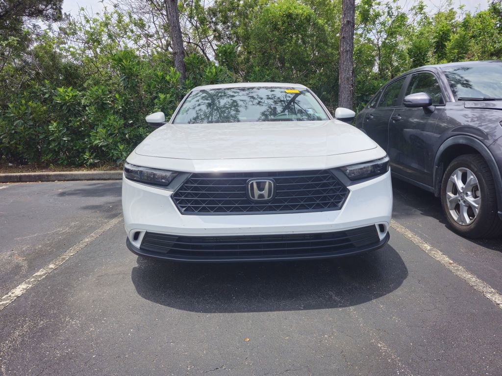 Used 2023 Honda Accord EX image 6