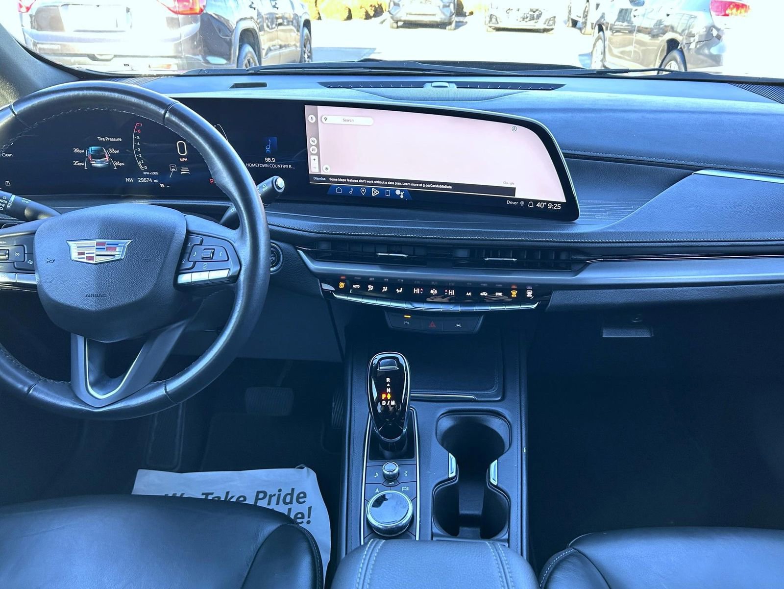 Used 2024 Cadillac XT4 Premium Luxury image 13