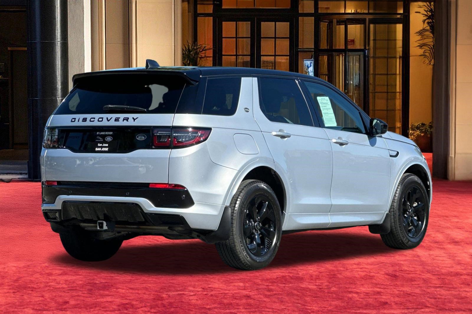 Certified 2022 Land Rover Discovery Sport S R-Dynamic AWD/4WD image 9