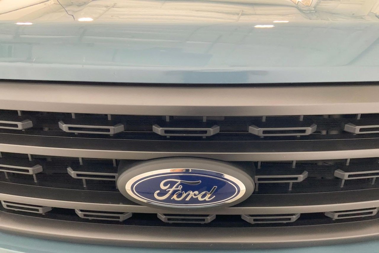 Used 2023 Ford F150 XLT w/ Equipment Group 302A High RWD image 27