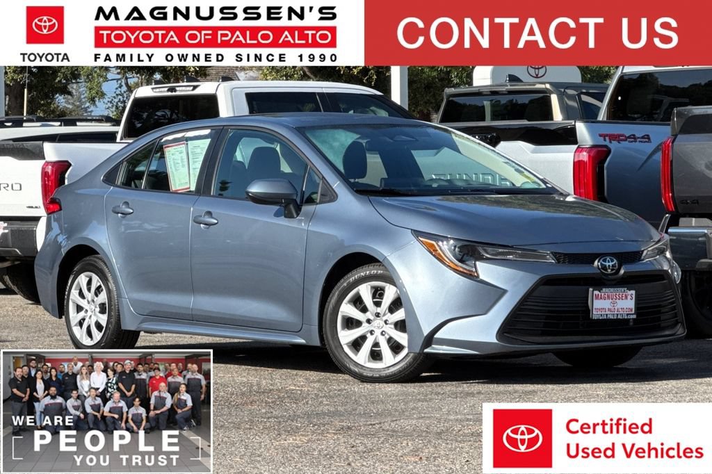 Certified 2025 Toyota Corolla LE FWD image 1