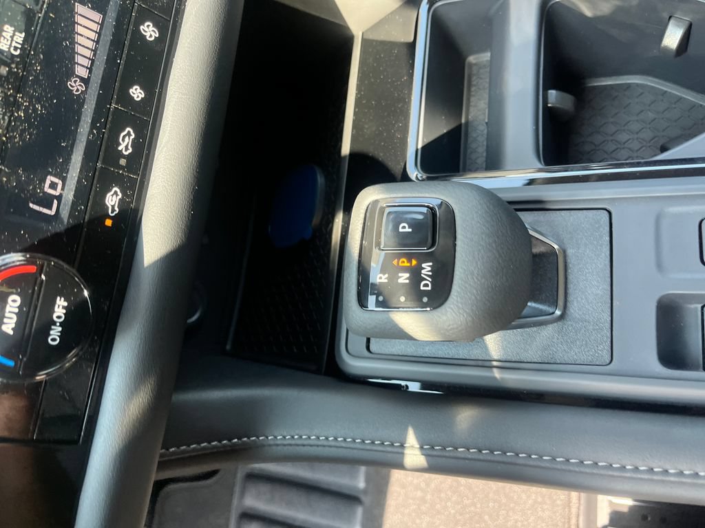 New 2026 Nissan Pathfinder SL FWD image 25