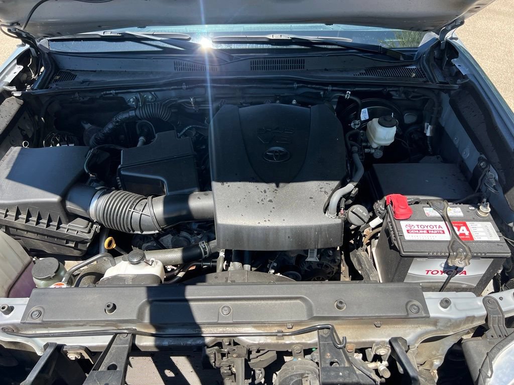 Used 2021 Toyota Tacoma TRD Sport AWD/4WD image 37
