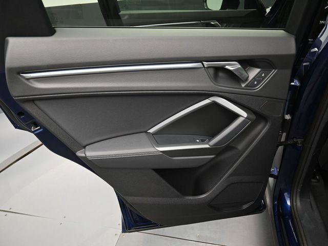 Used 2023 Audi Q3 2.0T Premium Plus image 31